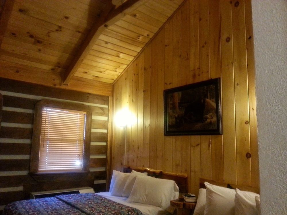 Black Bear Lodge Motel Slade Exterior foto